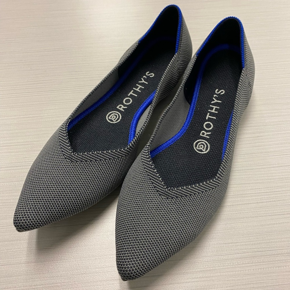 Rothy’s, The Point, women’s Size 9, with added insole. Black & white.